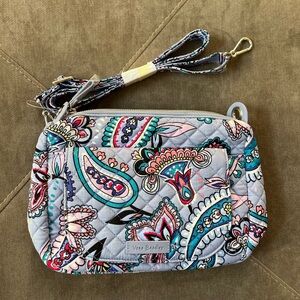 Vera Bradley Multicolor Quilted pocketbook
